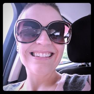 Meet your Posher, Tara